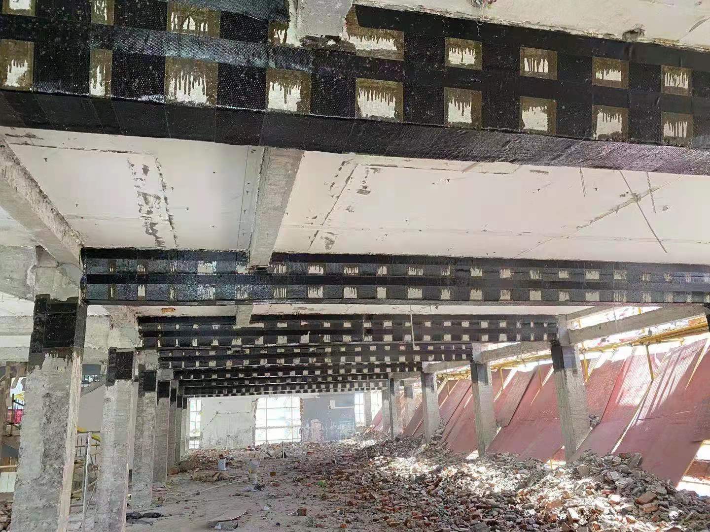 监利碳纤维加固对症处理好房屋